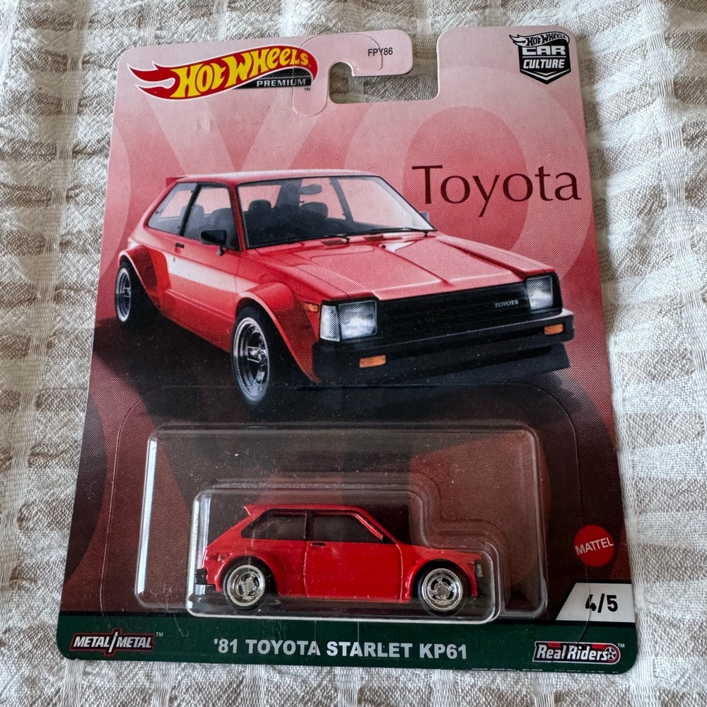 1981 Toyota Starlet KP61 – Hot Wheels Premium Car Culture #4/5